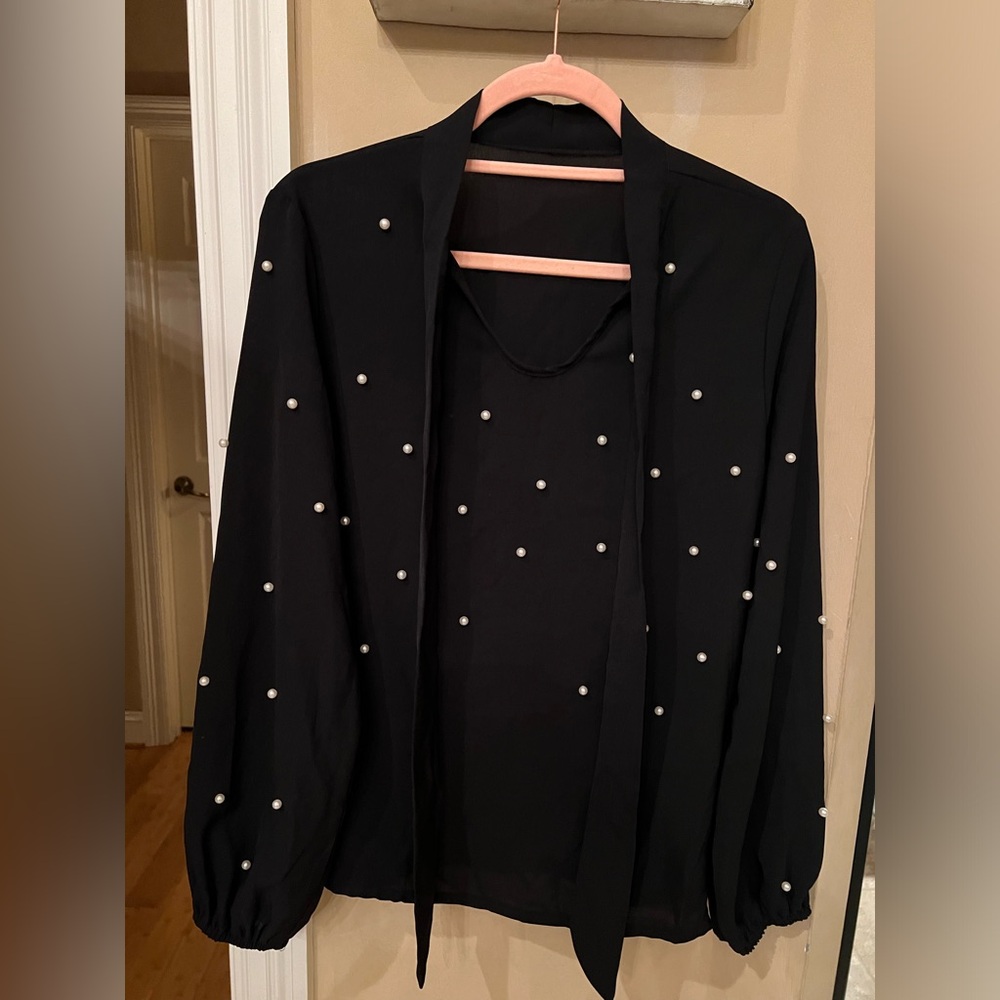 Black shirt with pearls